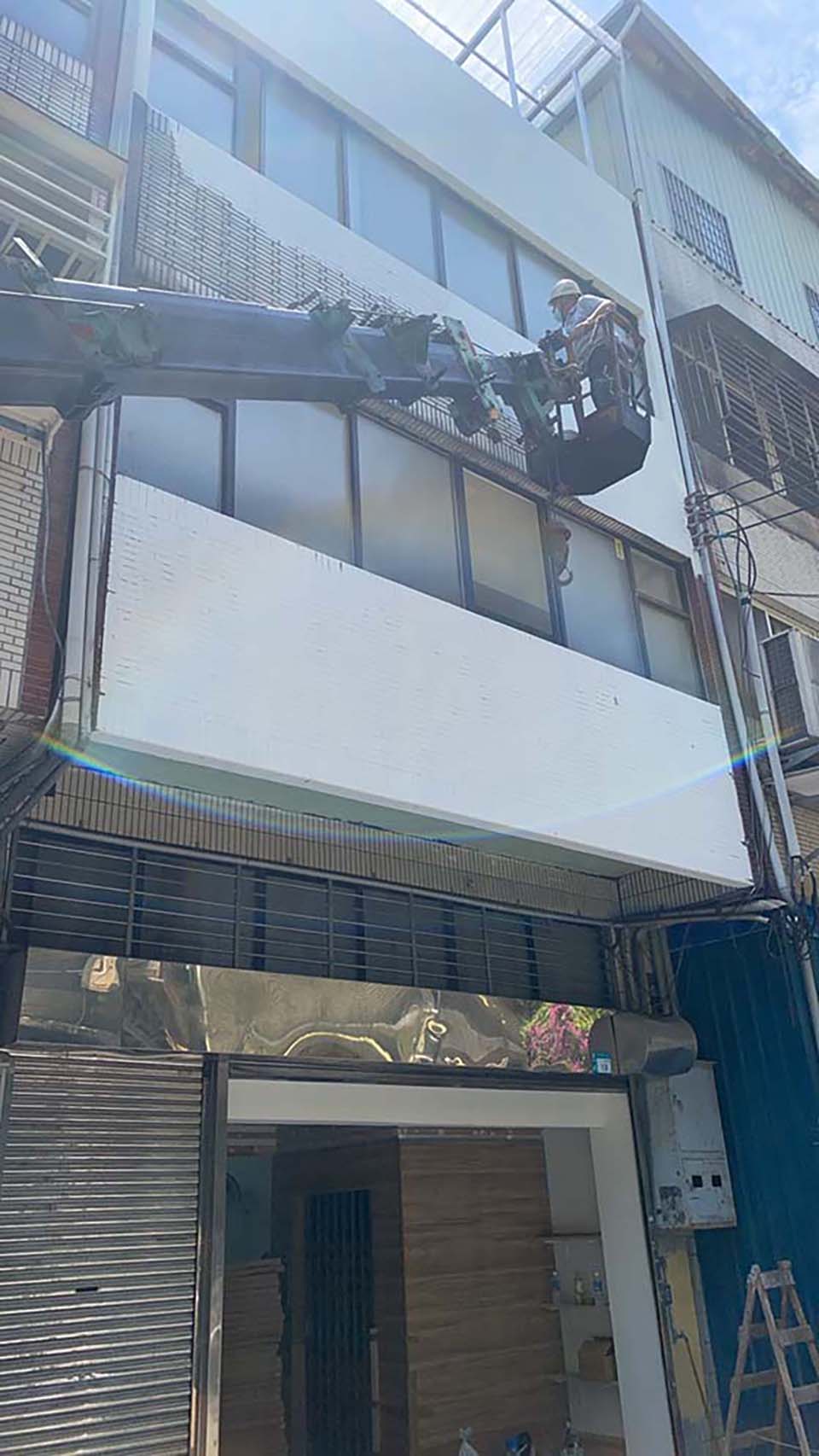 �����T���~��o��