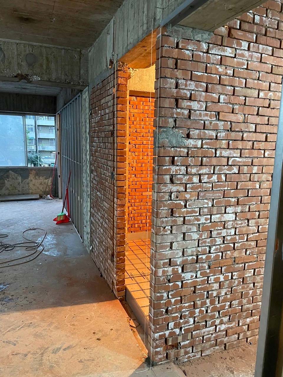 �e���Ϫd�@�u�{