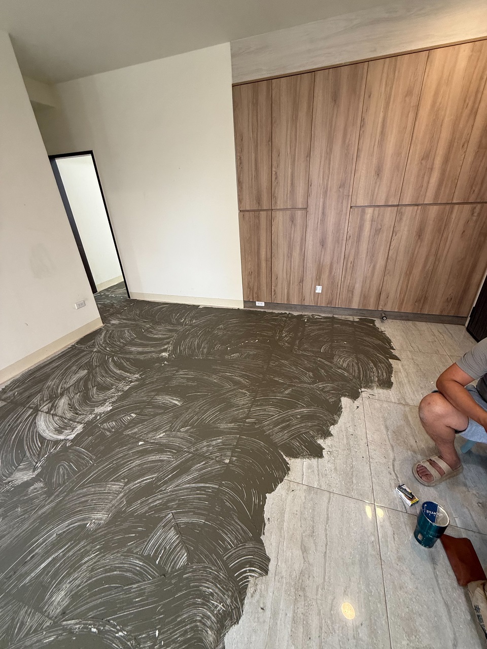 左營區鋪地磚-室內地板浴室牆面地板施做複貼