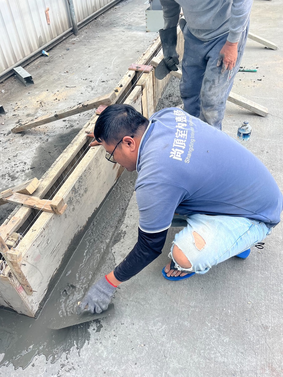 高雄前鎮泥作工程