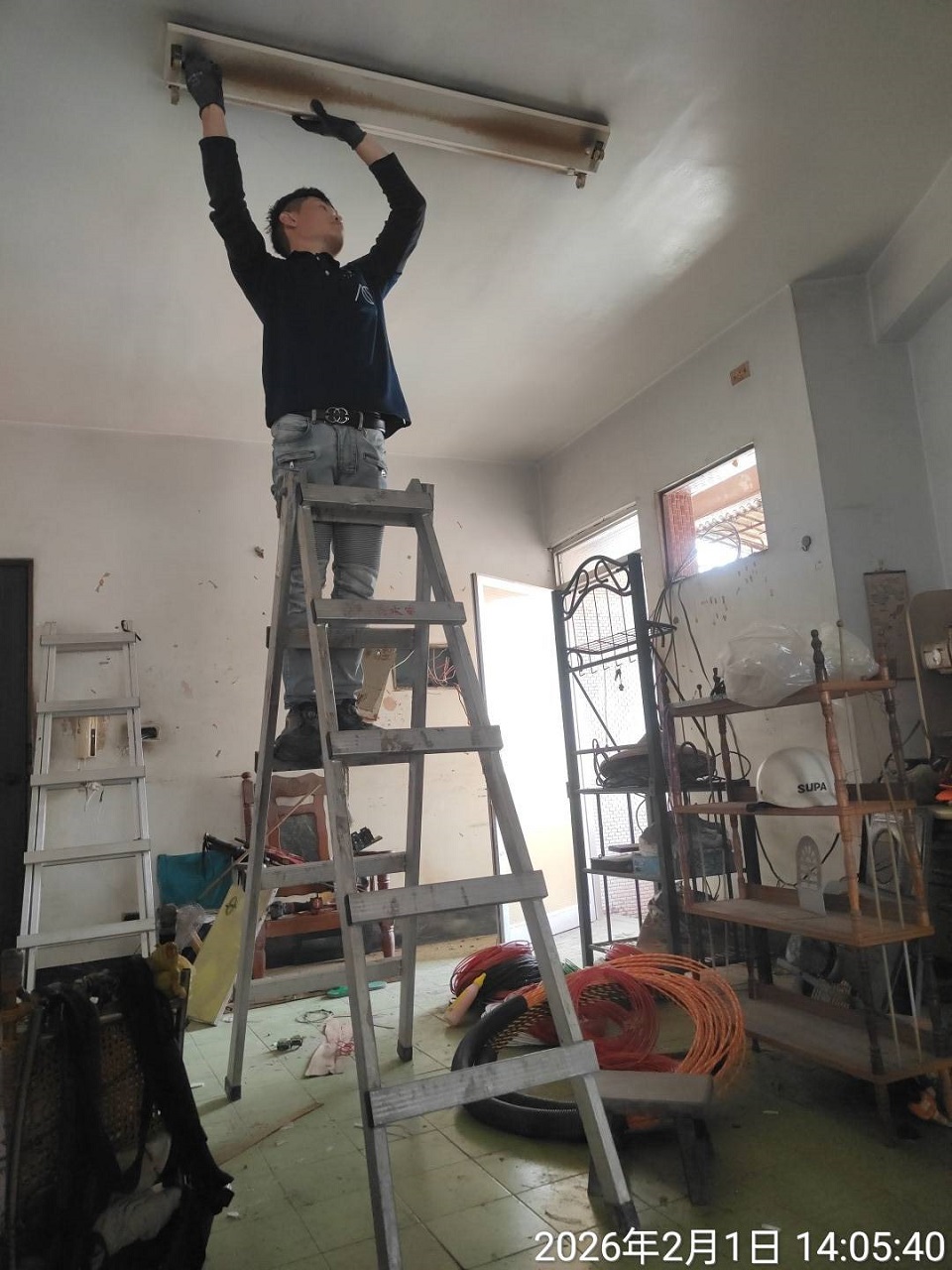 高雄鼓山水電工程-抽換電線